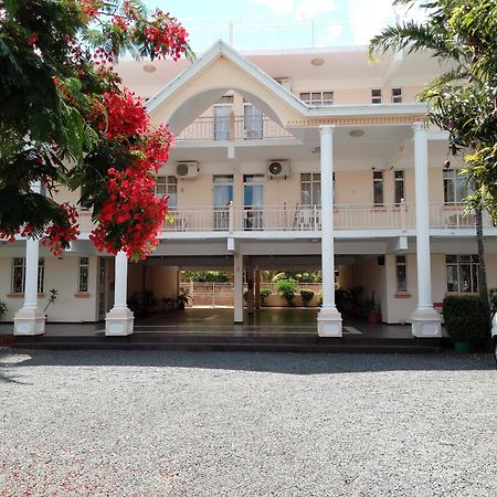 Alpha Villa Flic en Flac Экстерьер фото